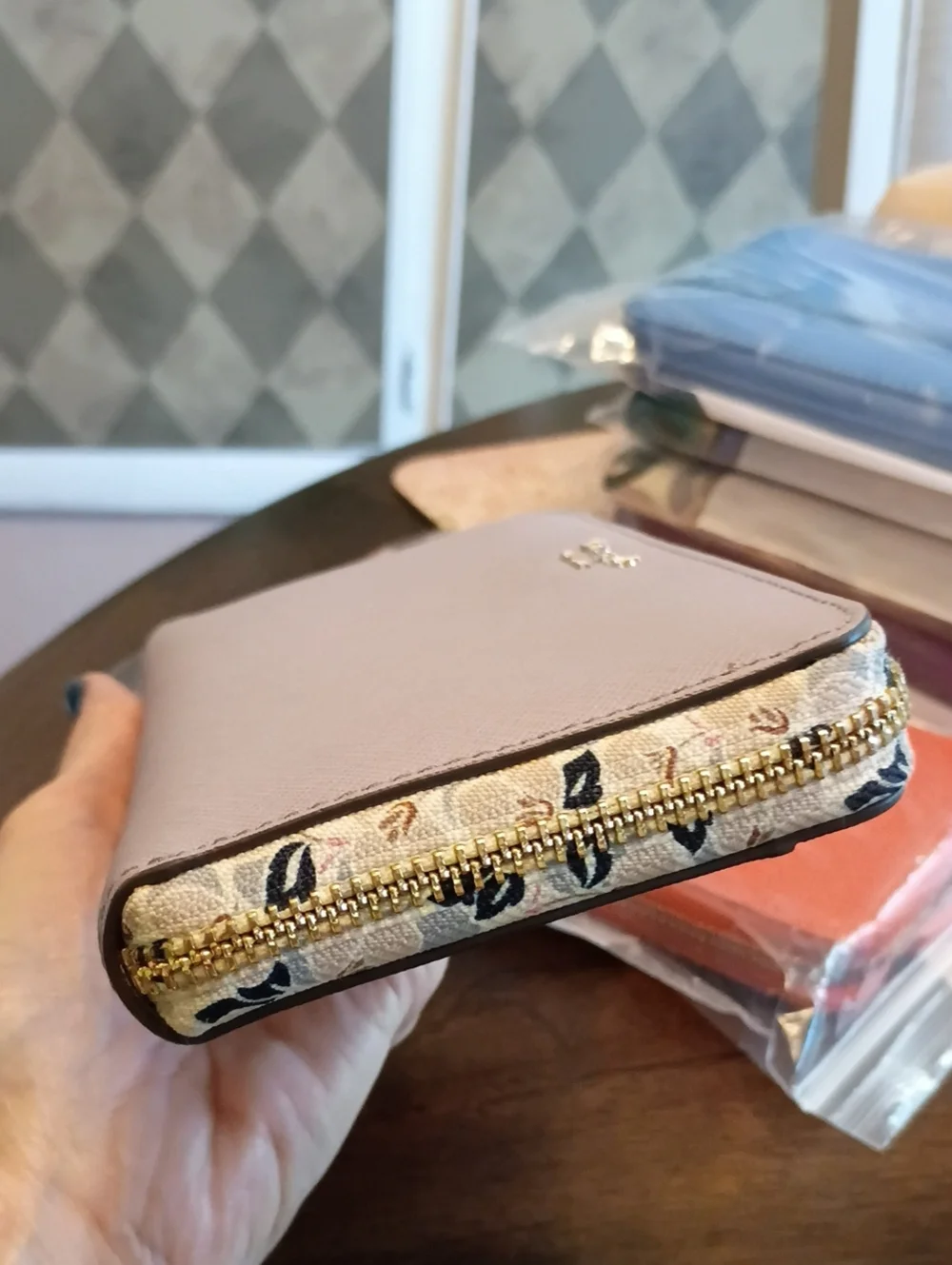 kate spade sleek kate